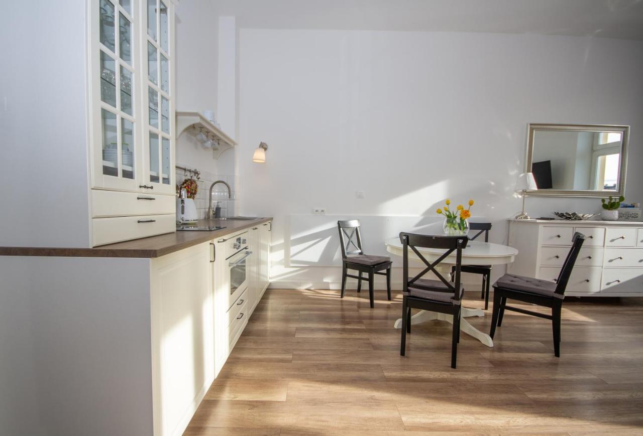 Inpoint Wielopole 32 Boutique Apartments Old Town&Kazimierz District Kraków Exteriör bild